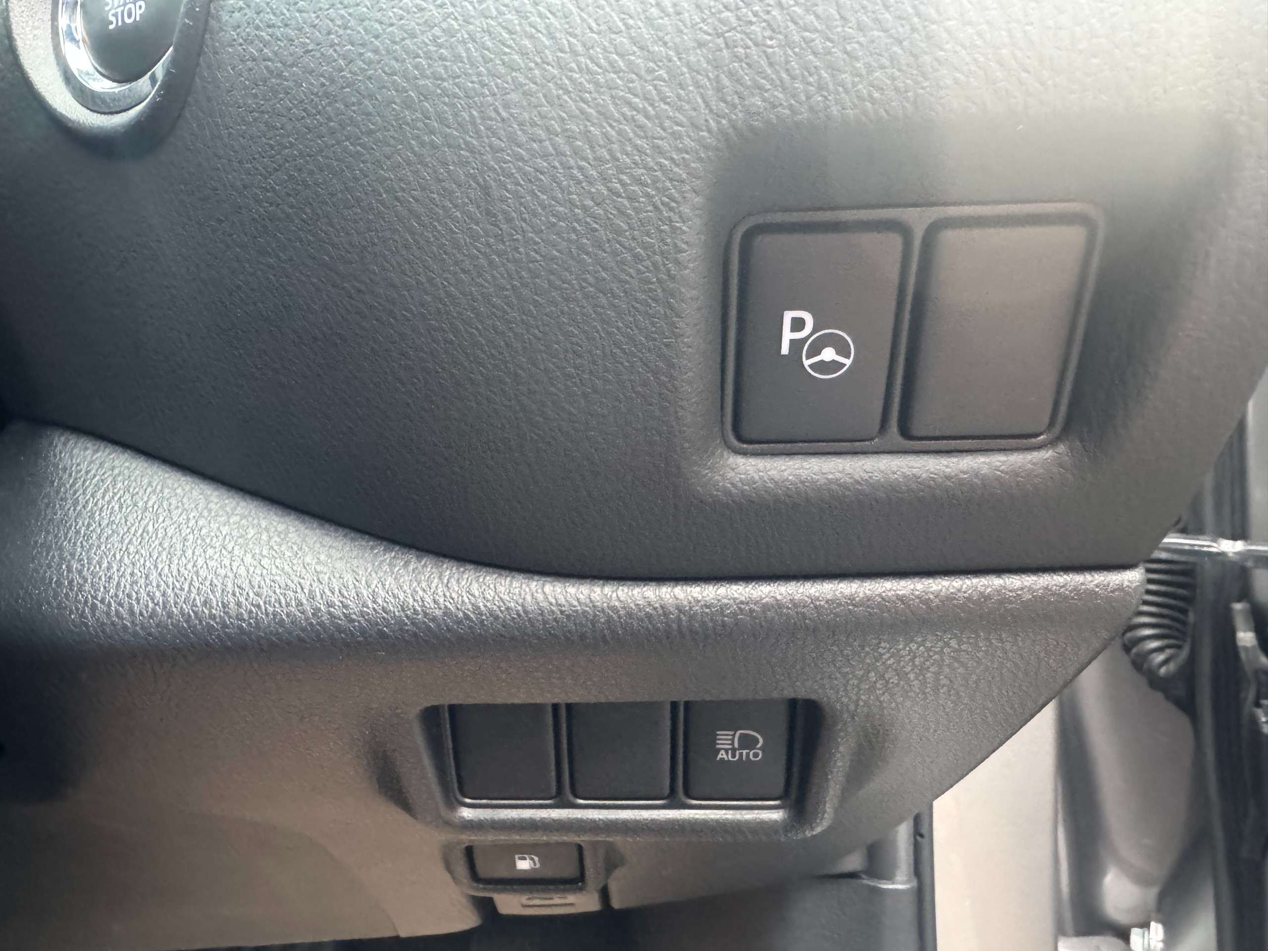 2022 TOYOTA C-HR 2022 TOYOTA C-HR