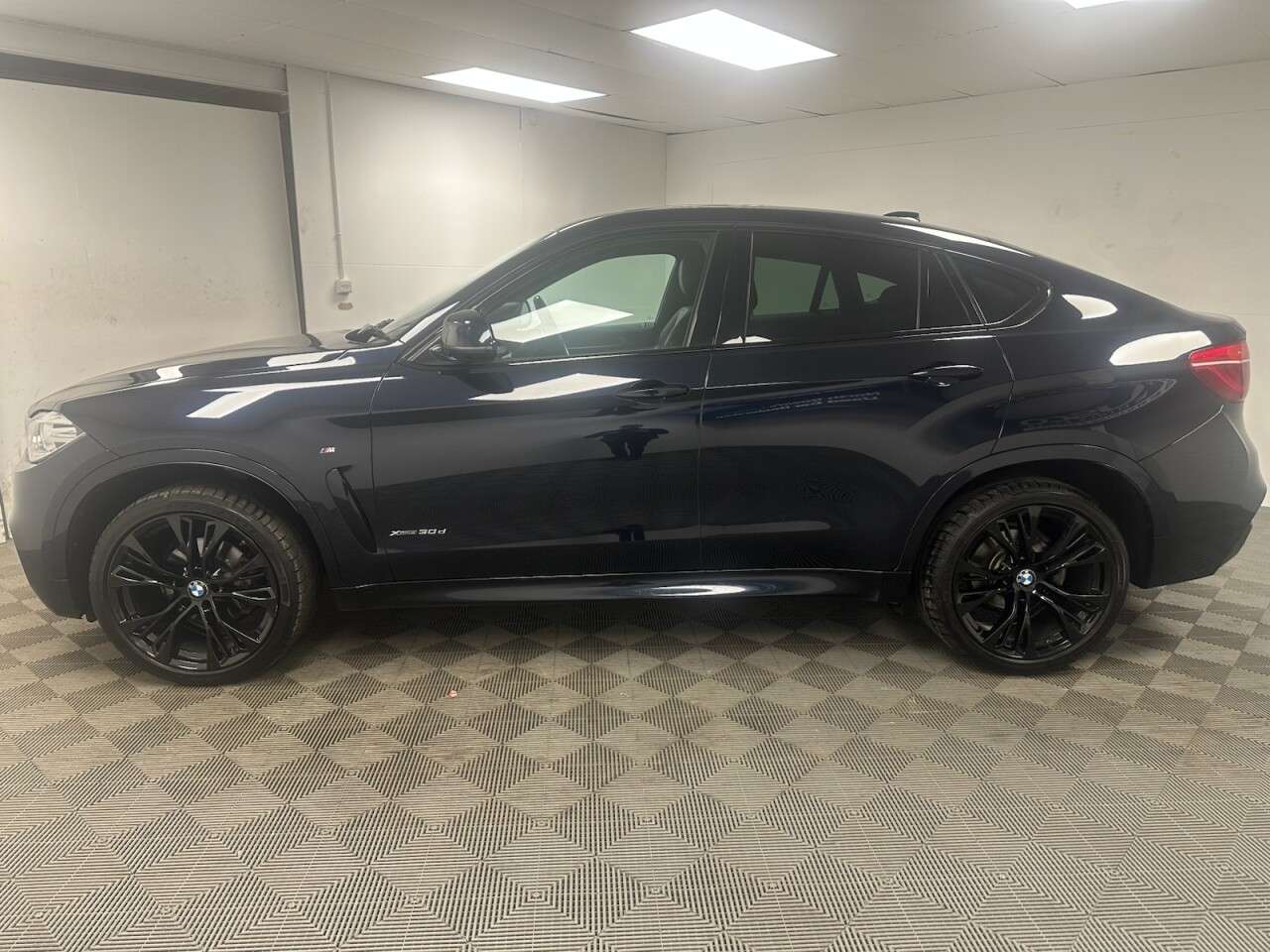 2018 BMW X6 2018 BMW X6