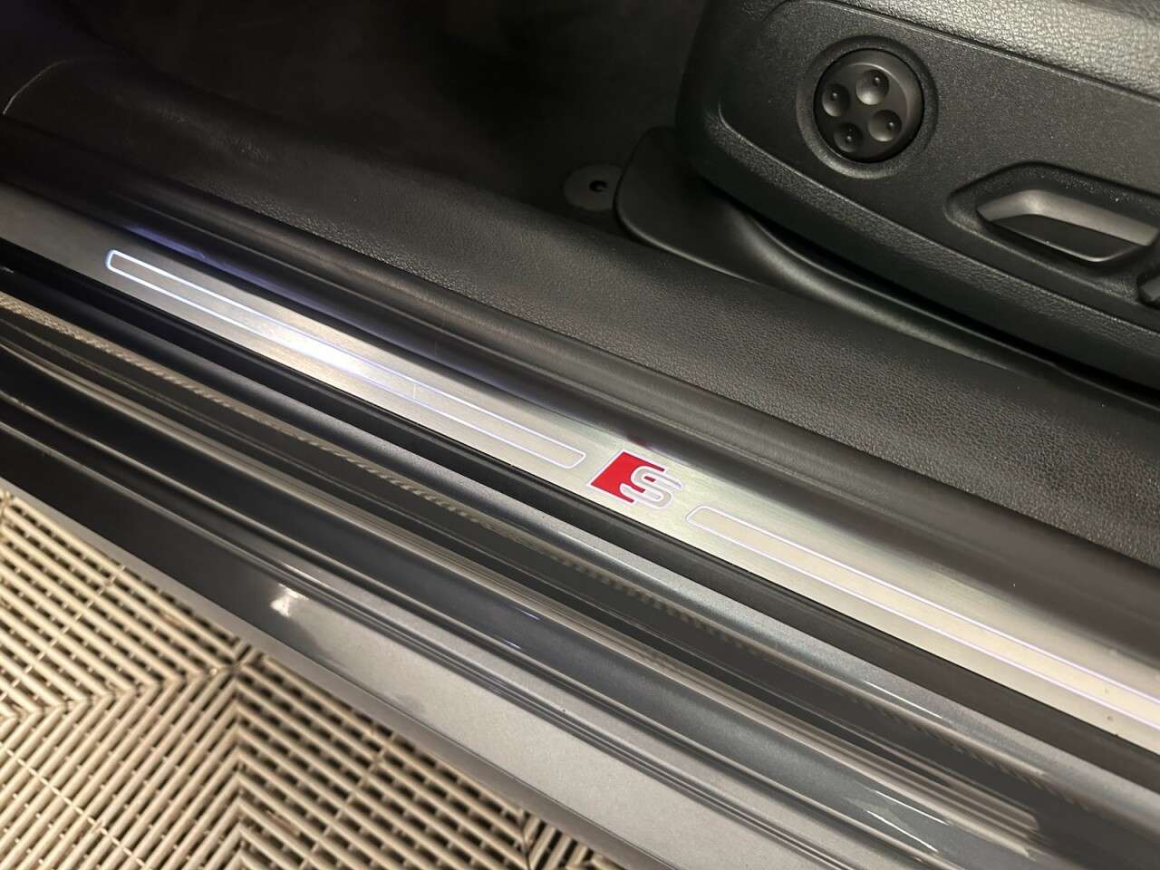 2017 AUDI A5 2017 AUDI A5