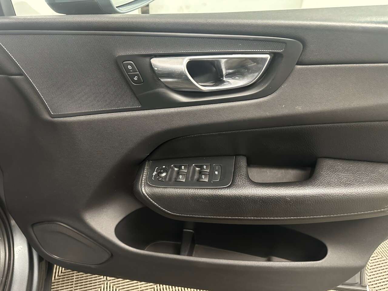 2018 VOLVO XC60 2018 VOLVO XC60