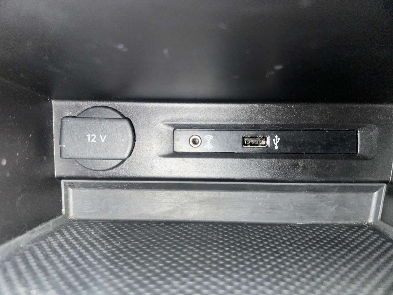 2017 VOLKSWAGEN TIGUAN 2017 VOLKSWAGEN TIGUAN