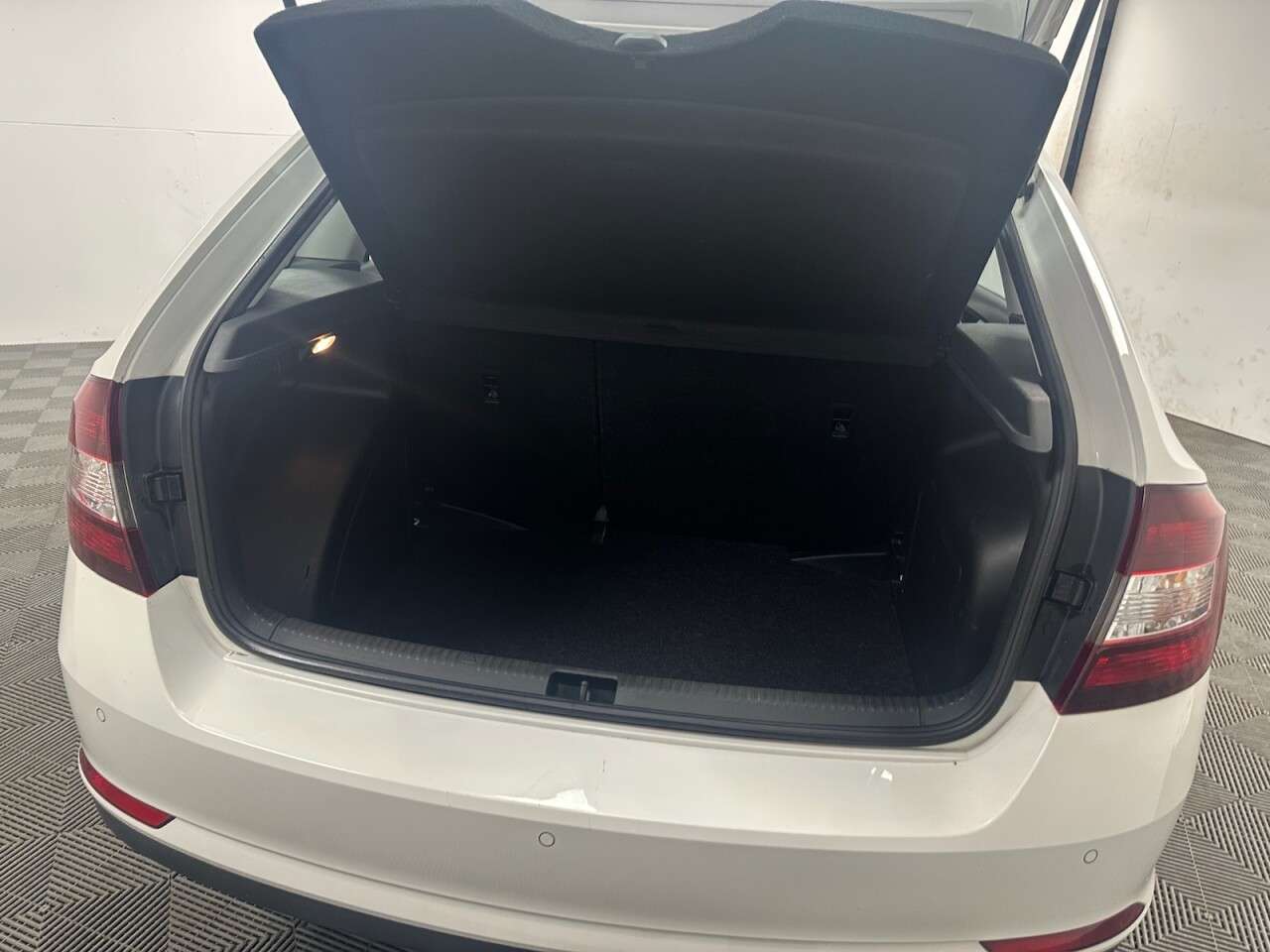 2018 SKODA RAPID SPACEBACK 2018 SKODA RAPID SPACEBACK