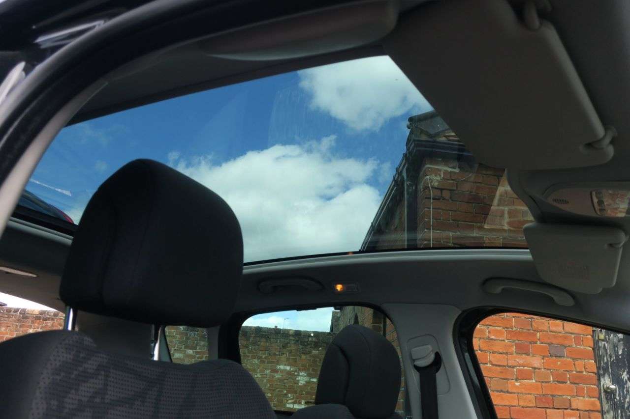 2012 PEUGEOT 3008 2012 PEUGEOT 3008