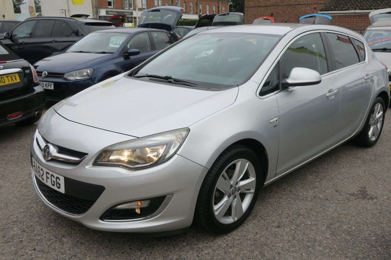 2012 VAUXHALL ASTRA 2012 VAUXHALL ASTRA