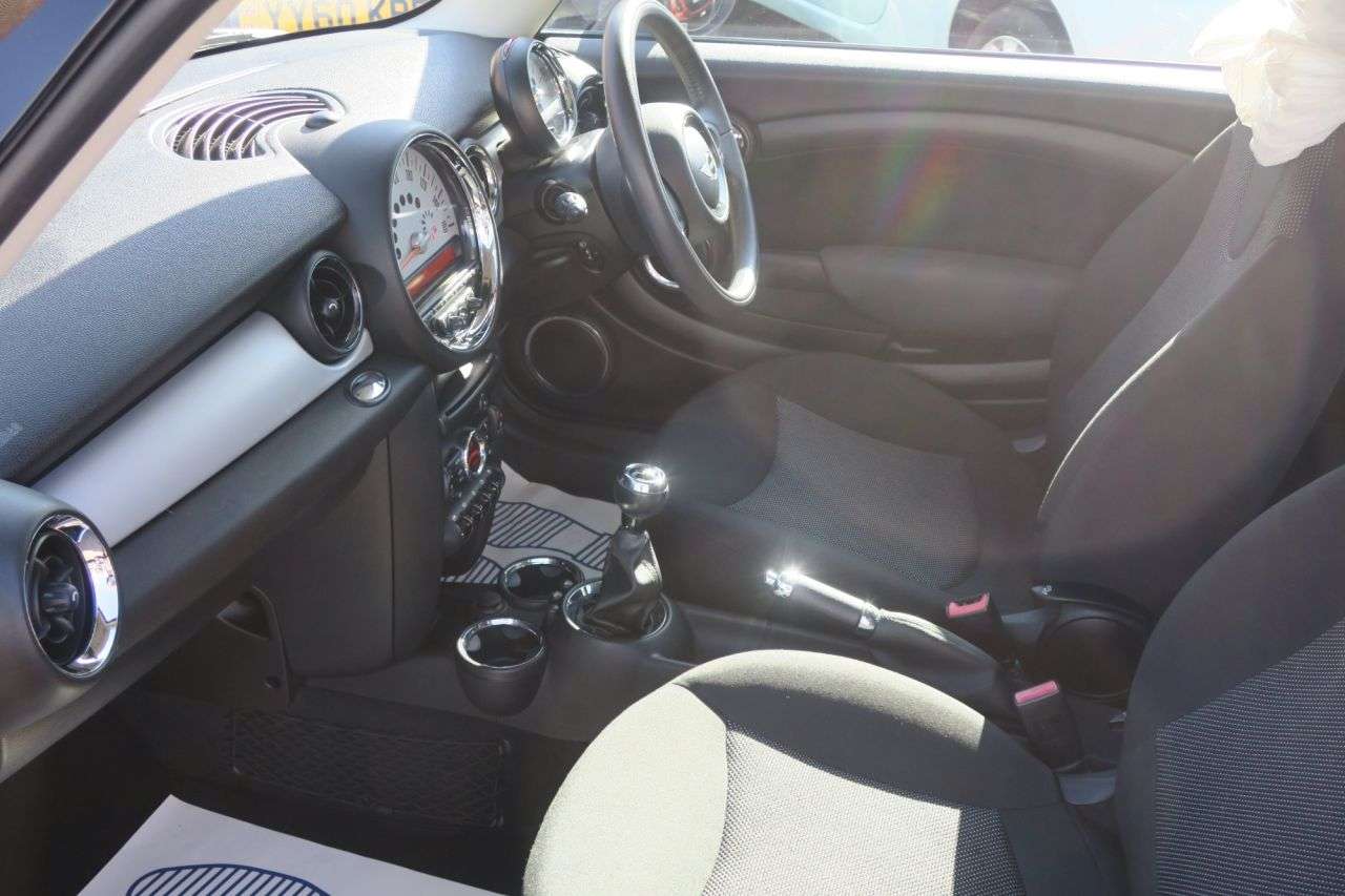 2013 MINI HATCH 2013 MINI HATCH