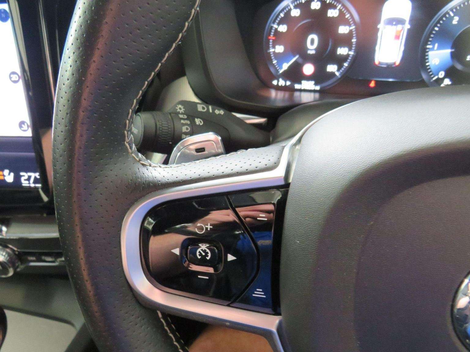 2019 VOLVO XC60 2019 VOLVO XC60