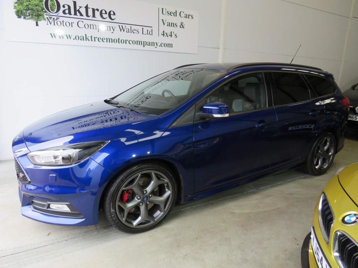 Check out this Ford Focus 2016 Diesel Automatic