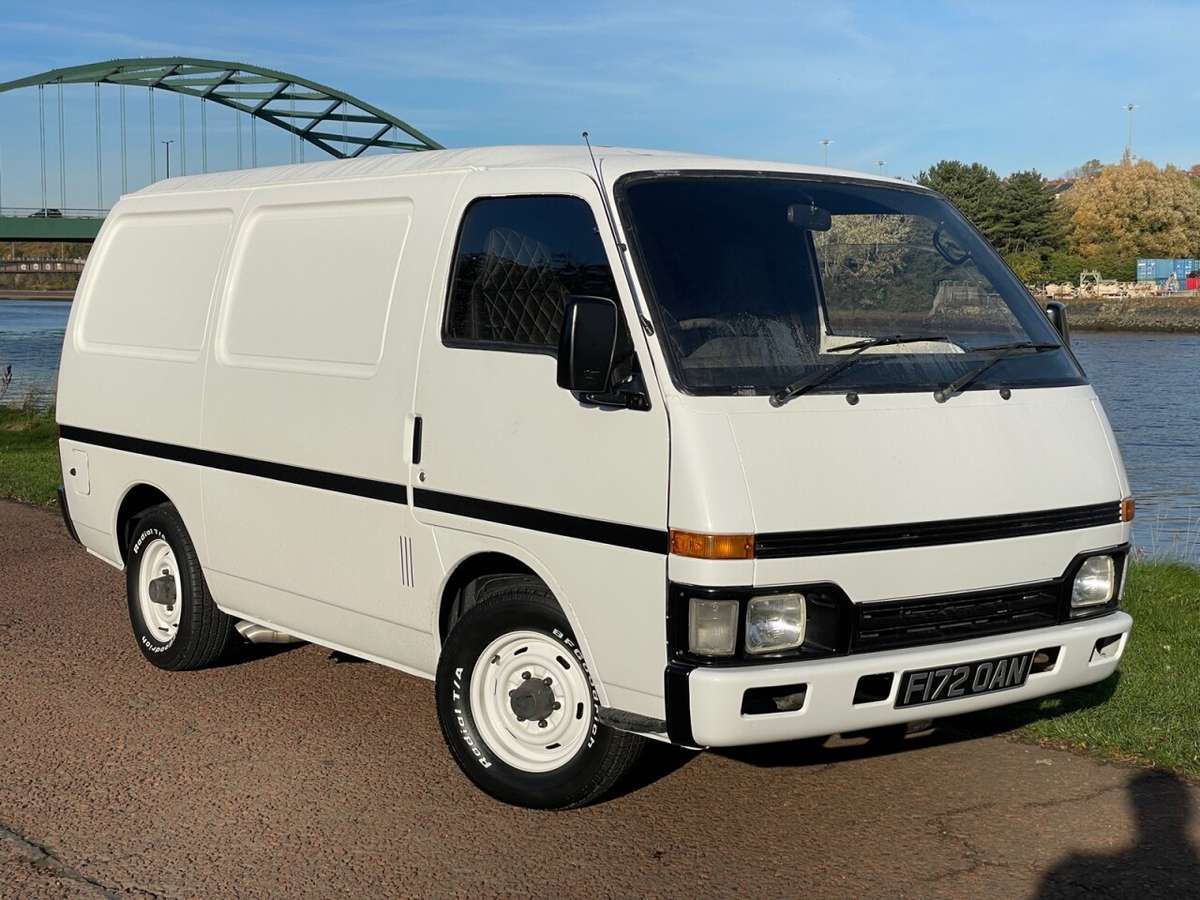 Check out this Bedford Cf 1988 Petrol Manual