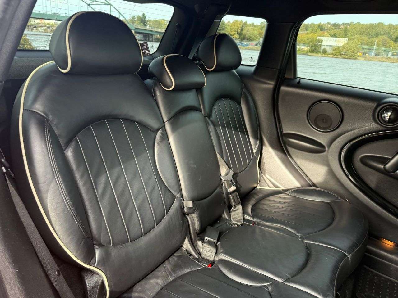 2012 MINI COUNTRYMAN 2012 MINI COUNTRYMAN