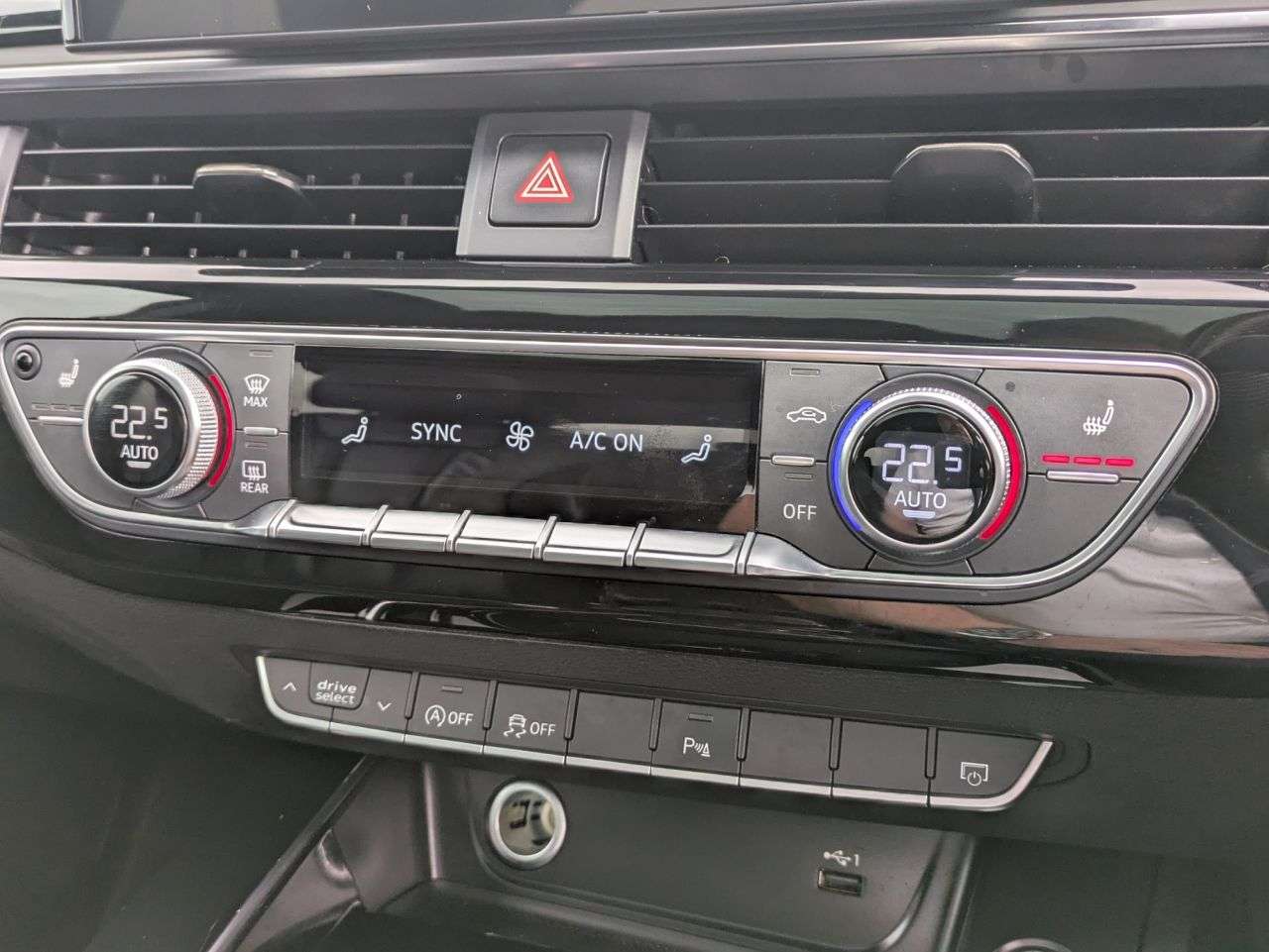 2021 AUDI A5 2021 AUDI A5