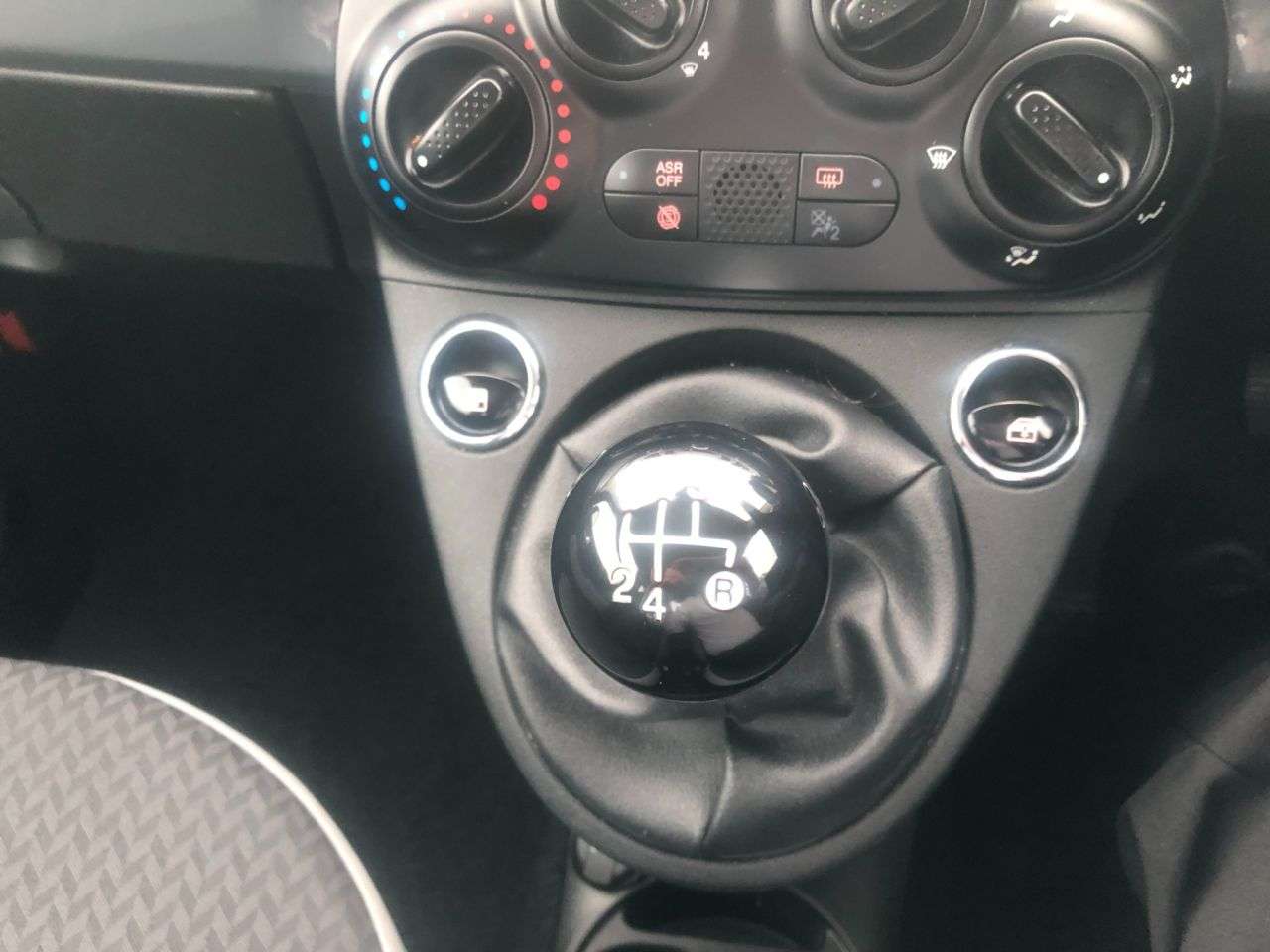 2019 FIAT 500 2019 FIAT 500