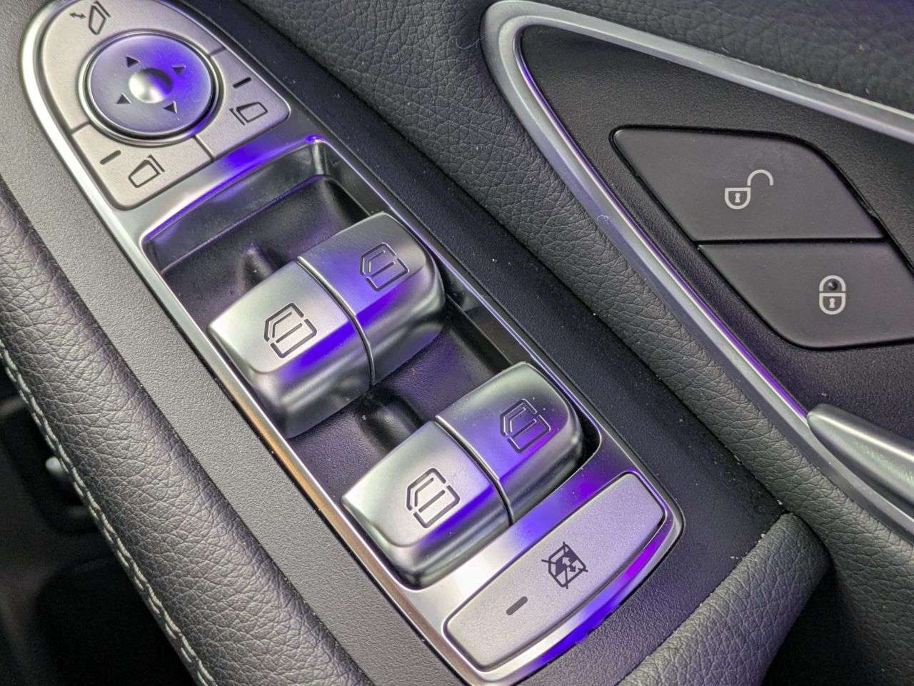 2022 MERCEDES-BENZ EQC 2022 MERCEDES-BENZ EQC