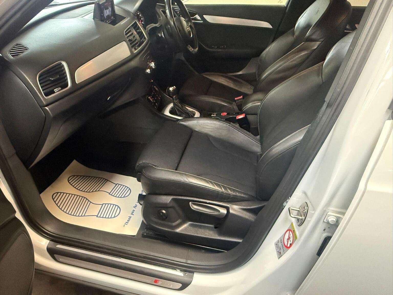 2015 AUDI Q3 2015 AUDI Q3