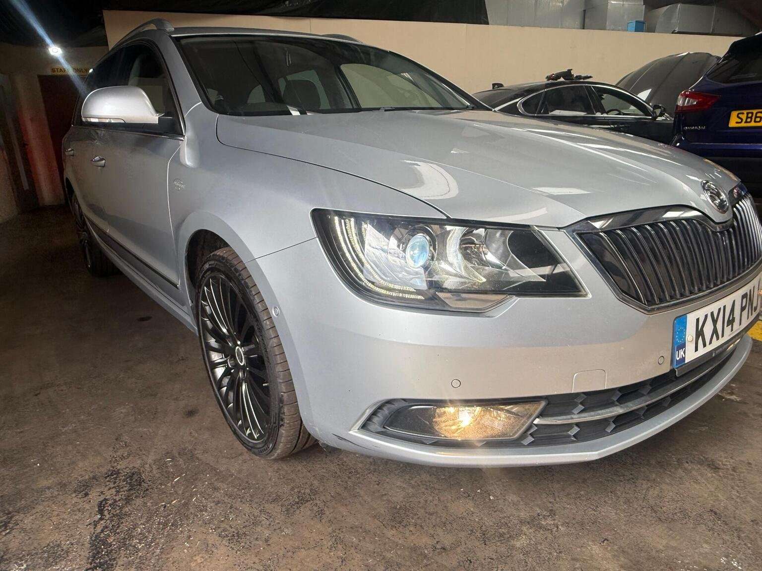 2014 SKODA SUPERB 2014 SKODA SUPERB