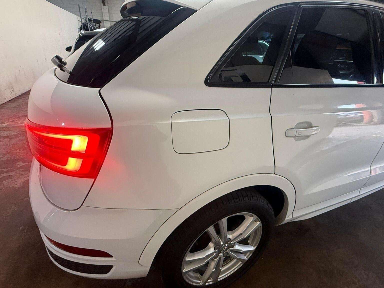 2015 AUDI Q3 2015 AUDI Q3