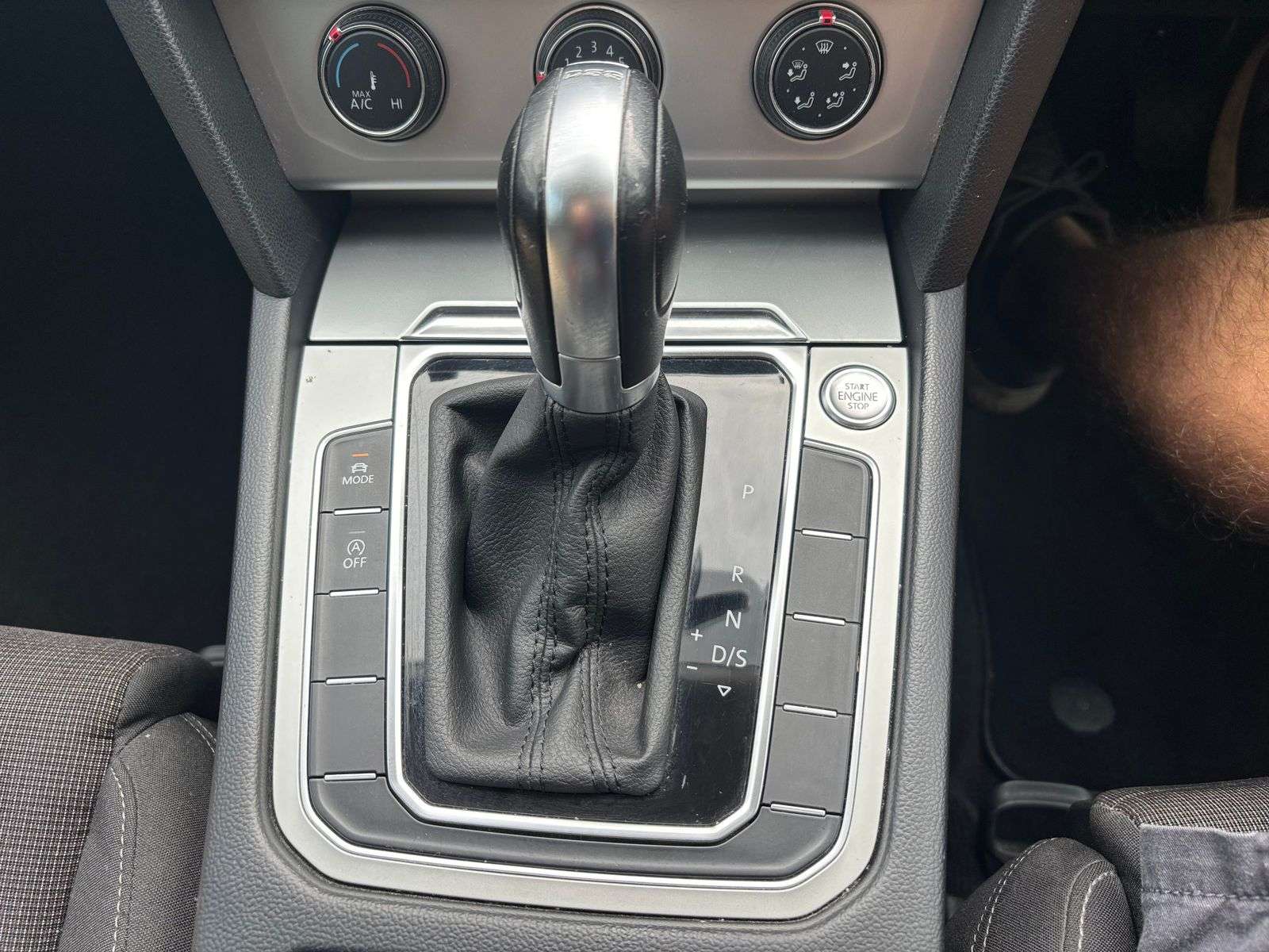 2015 VOLKSWAGEN PASSAT 2015 VOLKSWAGEN PASSAT