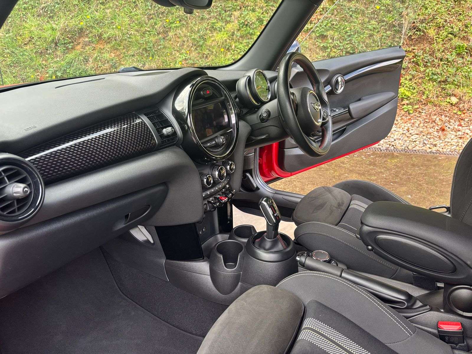 2018 MINI HATCH 2018 MINI HATCH