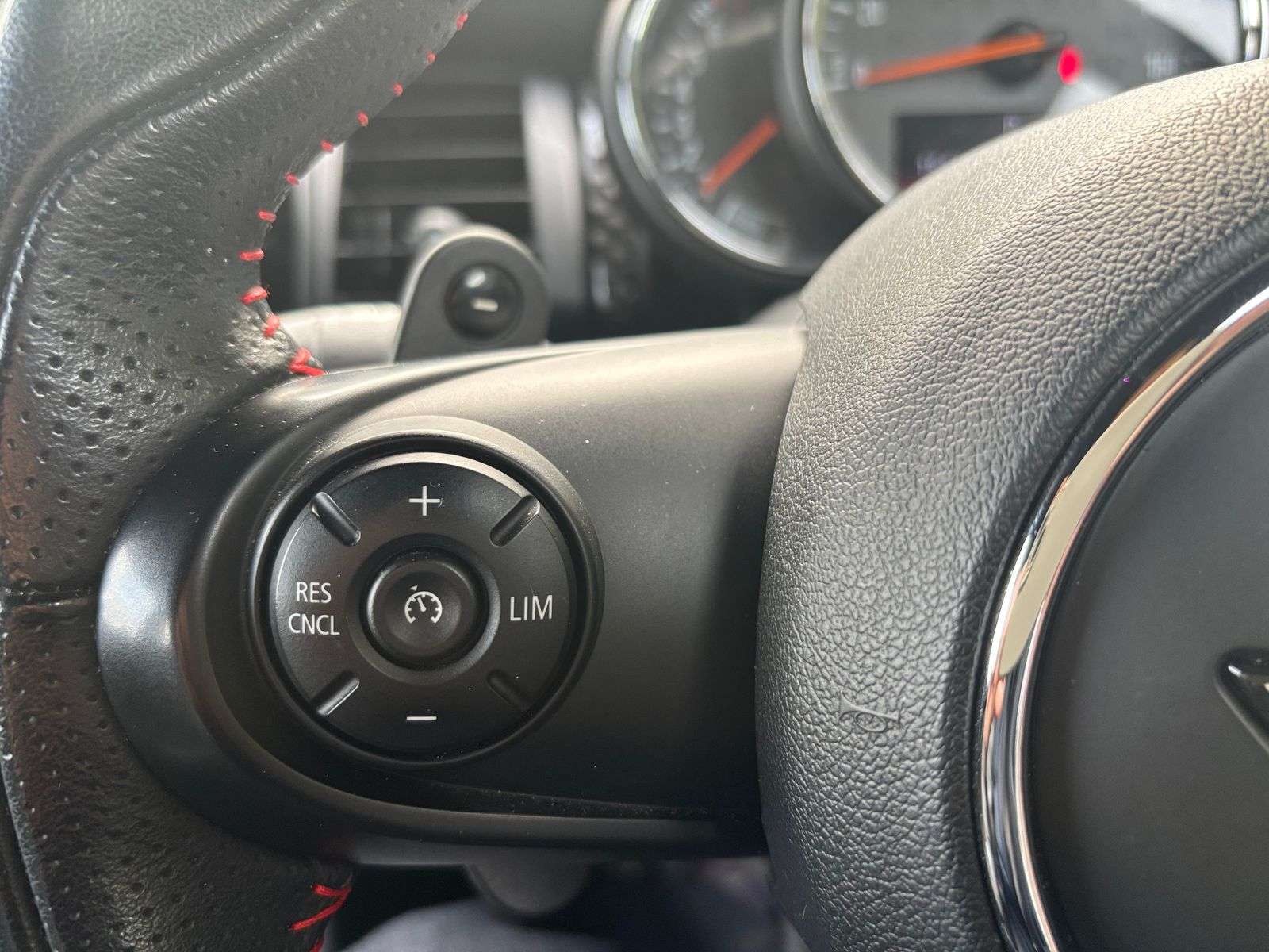 2018 MINI HATCH 2018 MINI HATCH