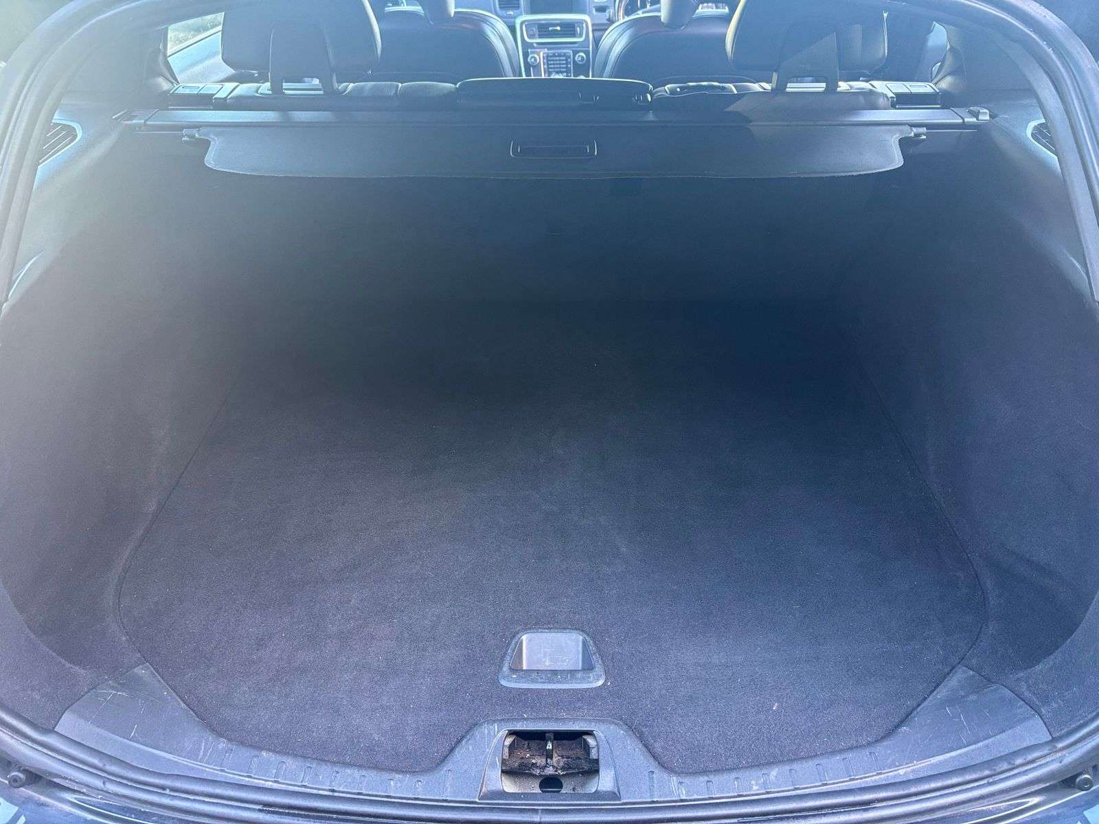 2017 VOLVO V60 2017 VOLVO V60