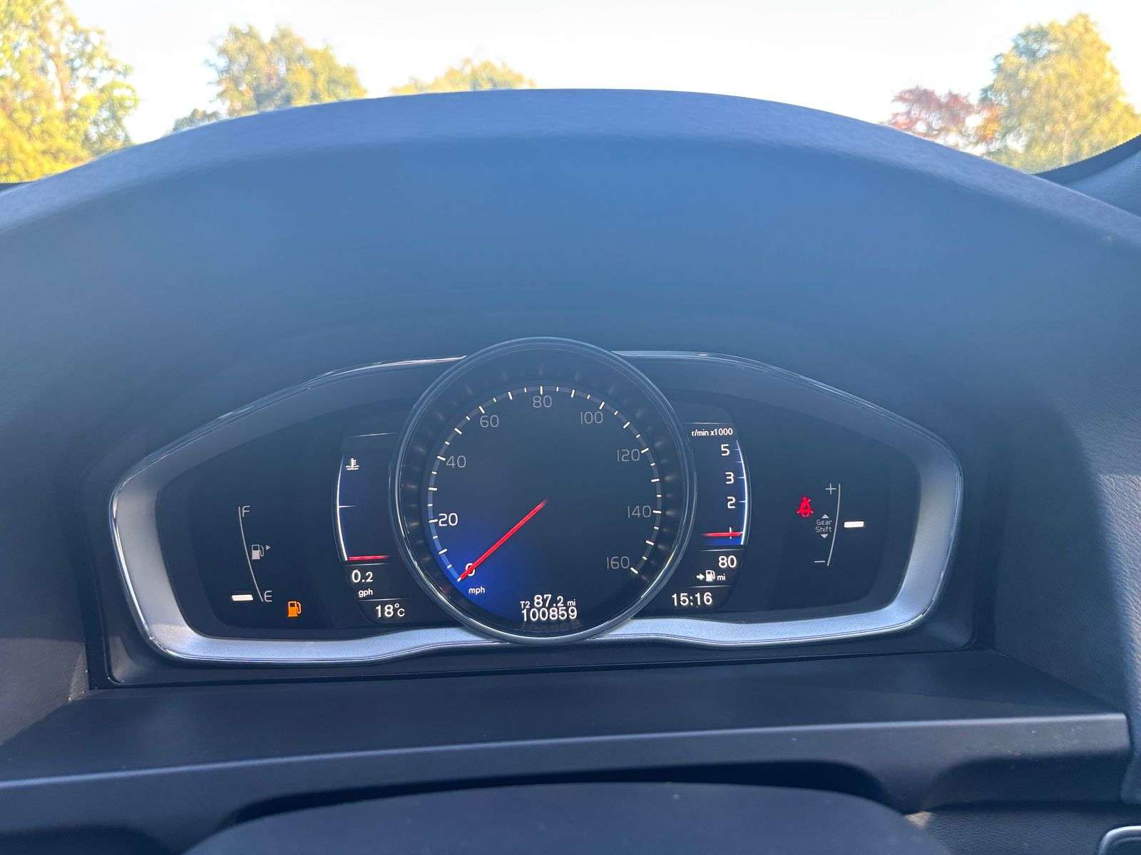 2017 VOLVO V60 2017 VOLVO V60