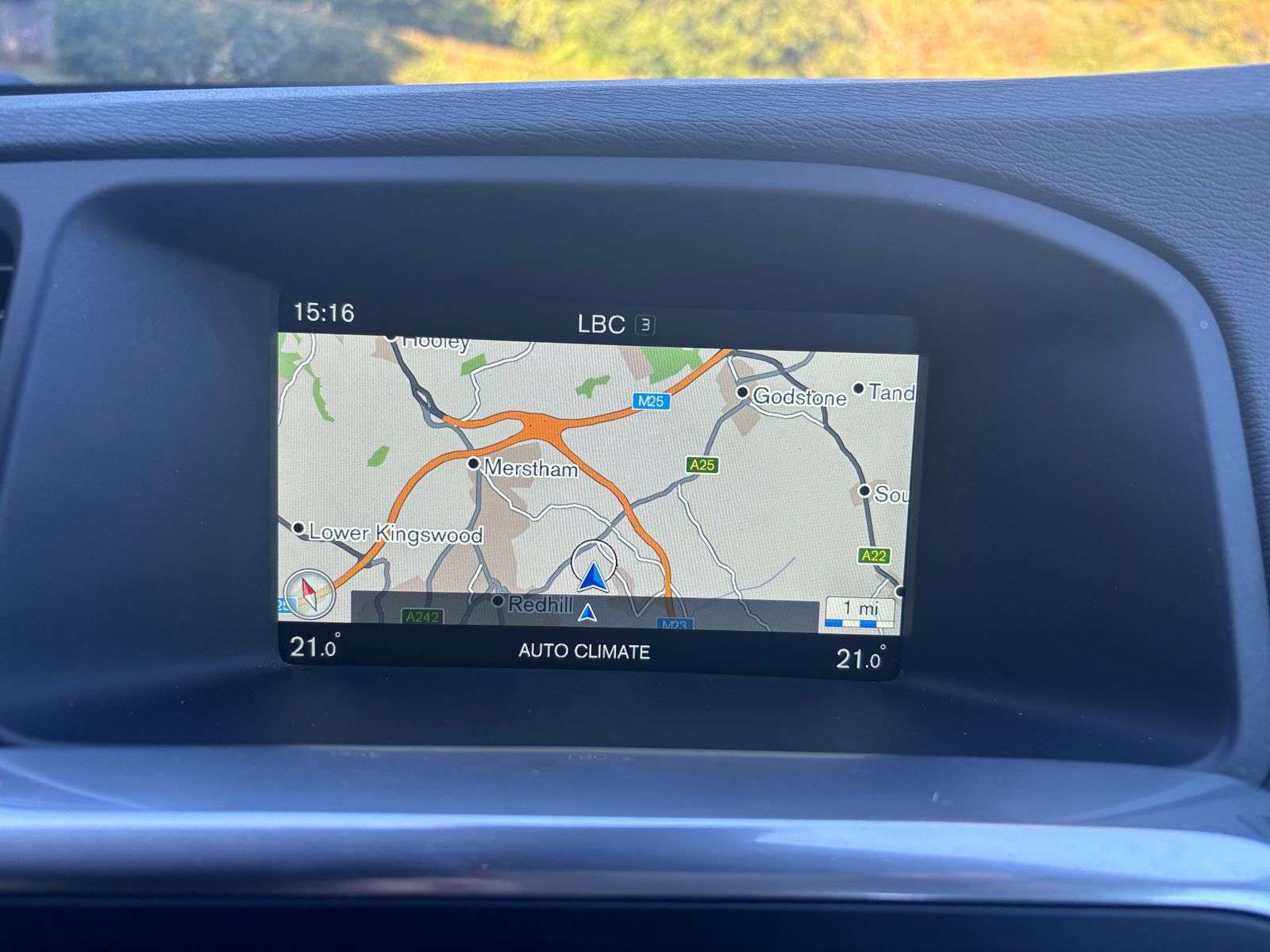 2017 VOLVO V60 2017 VOLVO V60