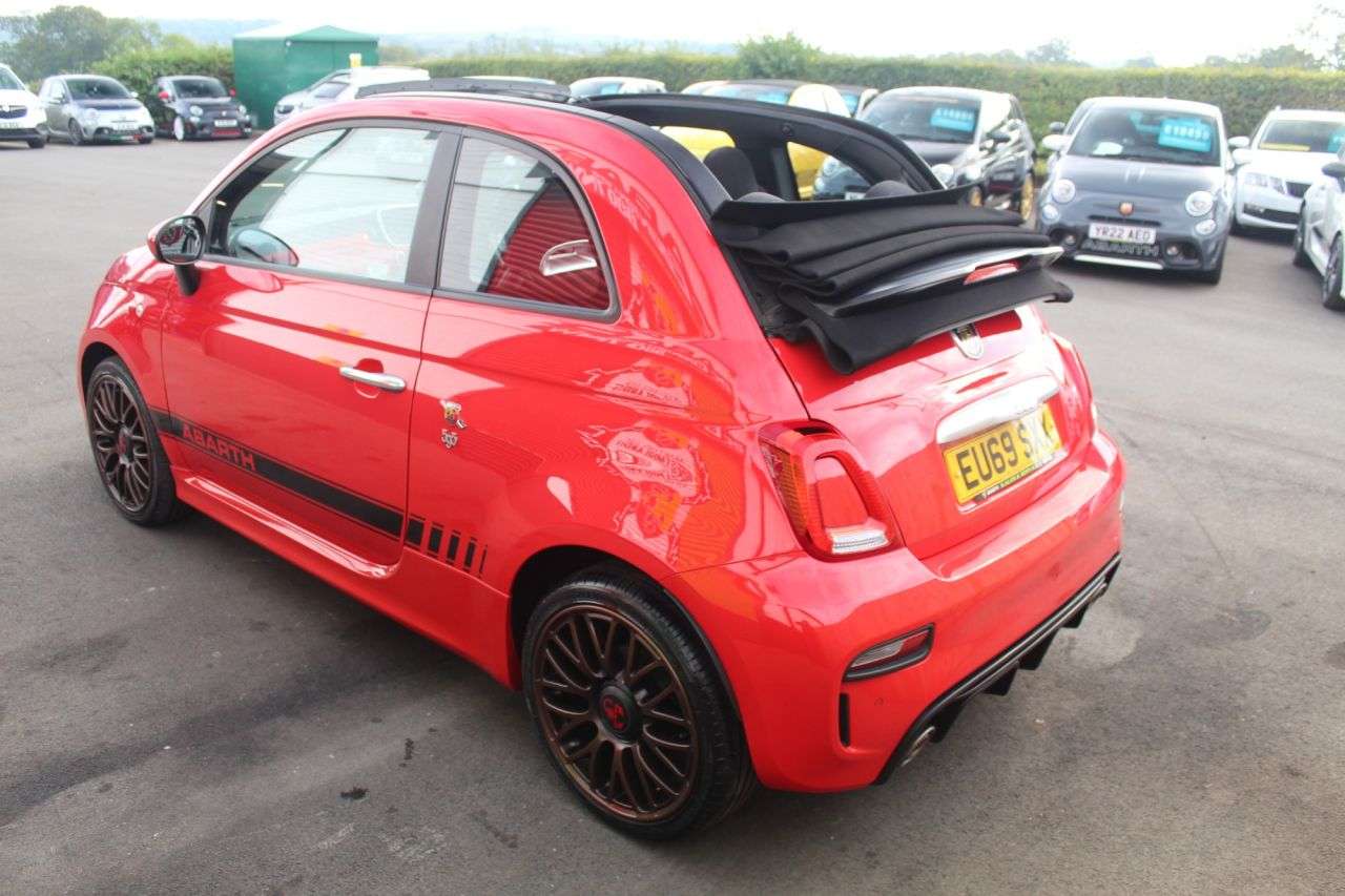 2019 ABARTH 595C 2019 ABARTH 595C