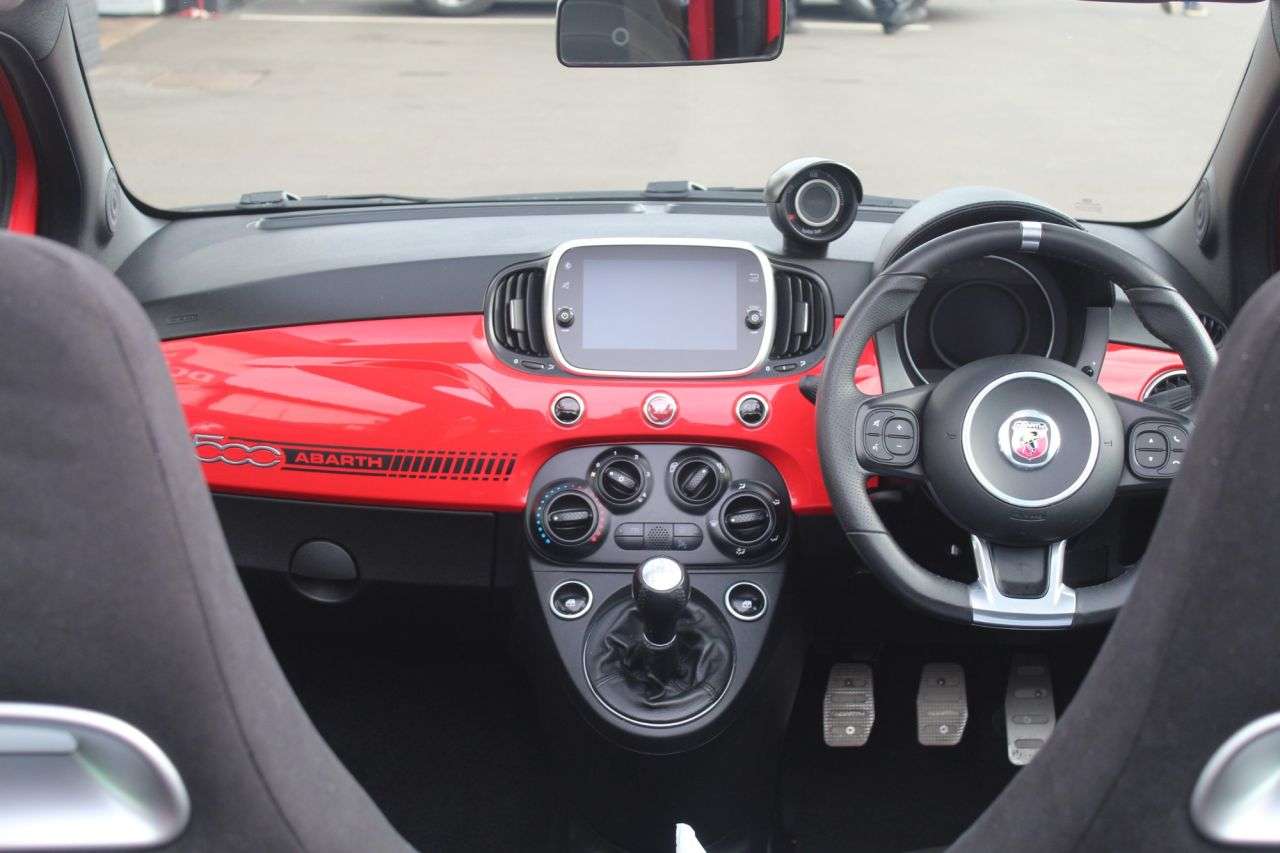 2019 ABARTH 595C 2019 ABARTH 595C