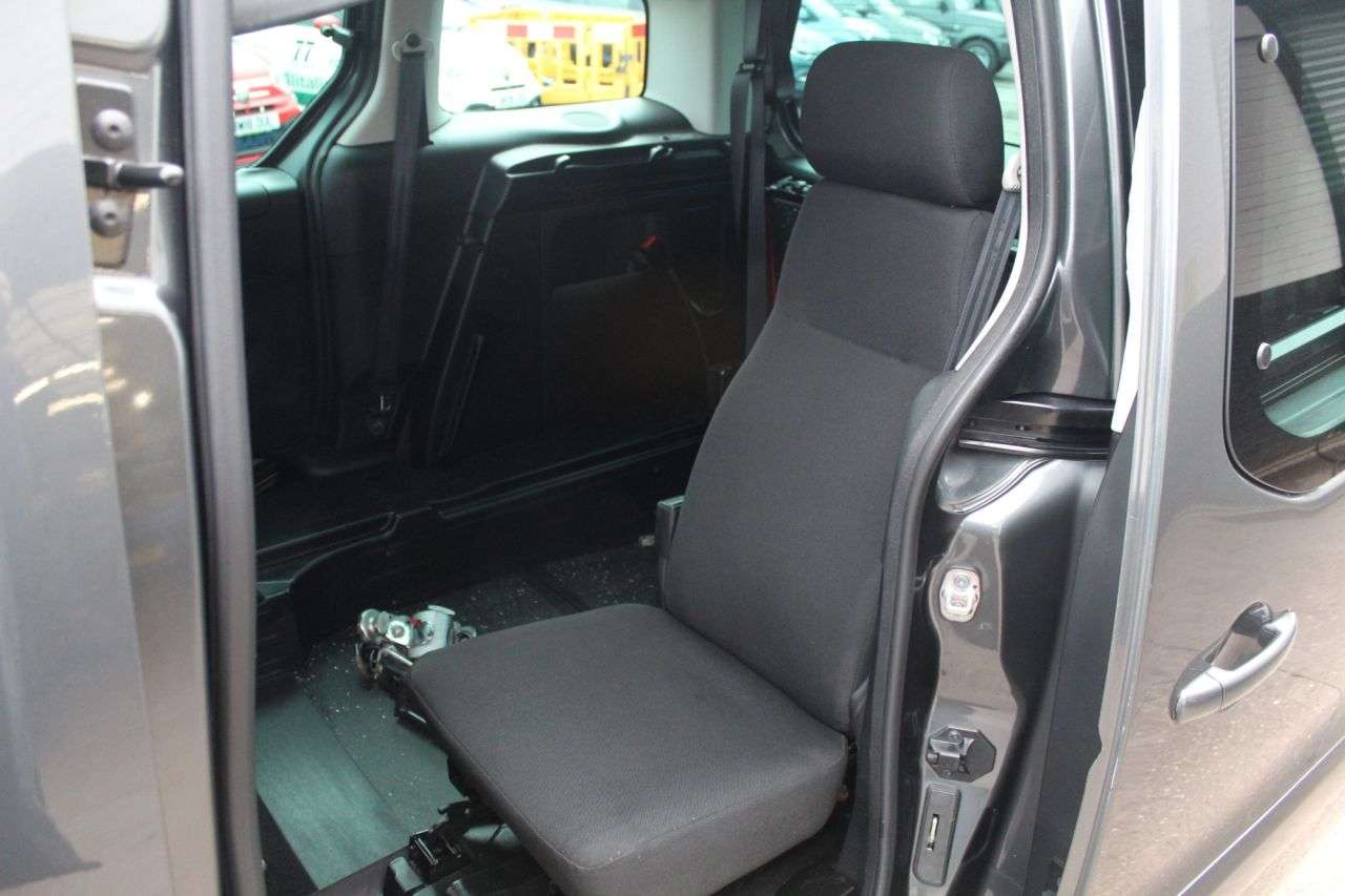 2018 PEUGEOT PARTNER 2018 PEUGEOT PARTNER