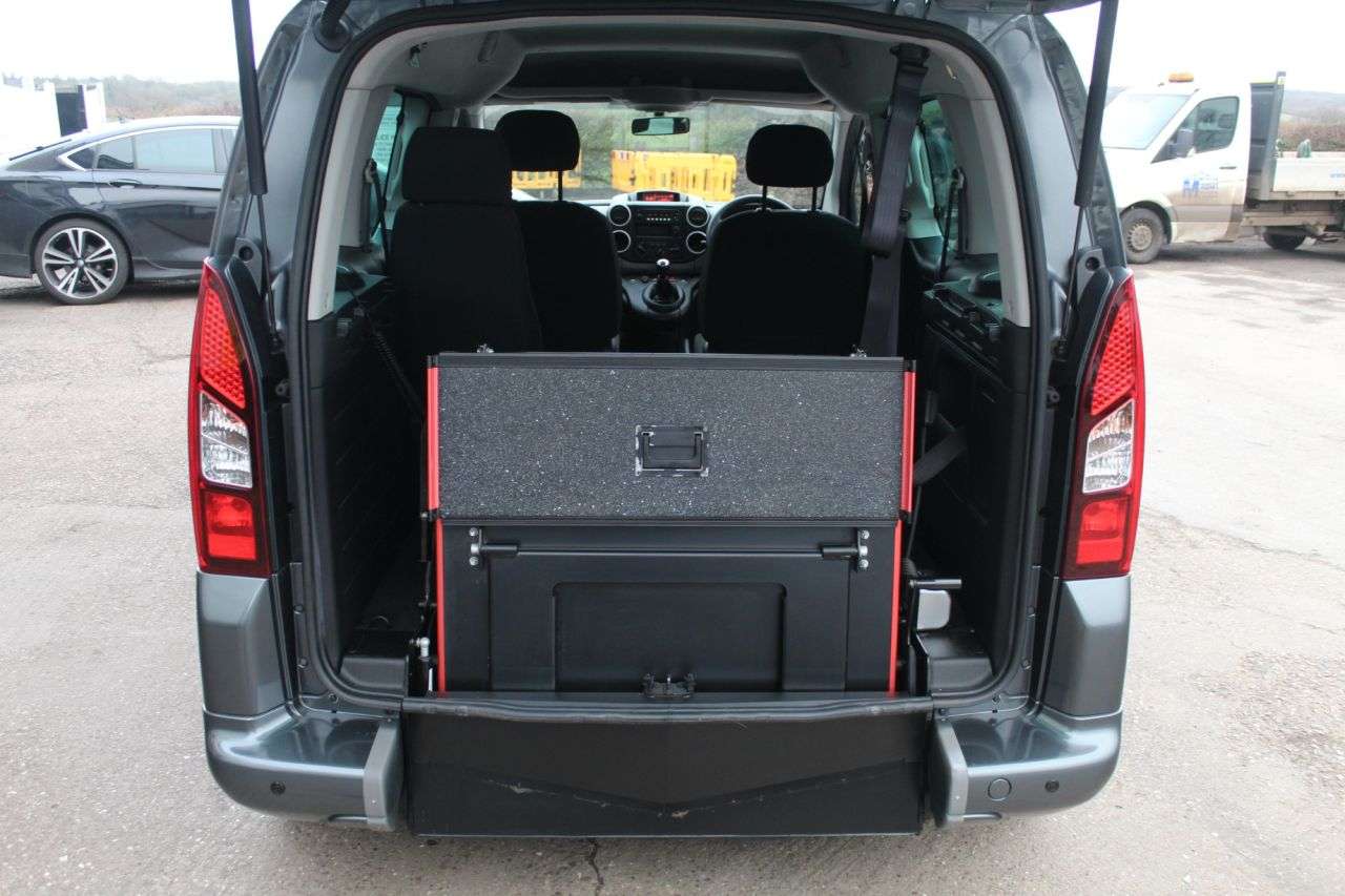 2018 PEUGEOT PARTNER 2018 PEUGEOT PARTNER