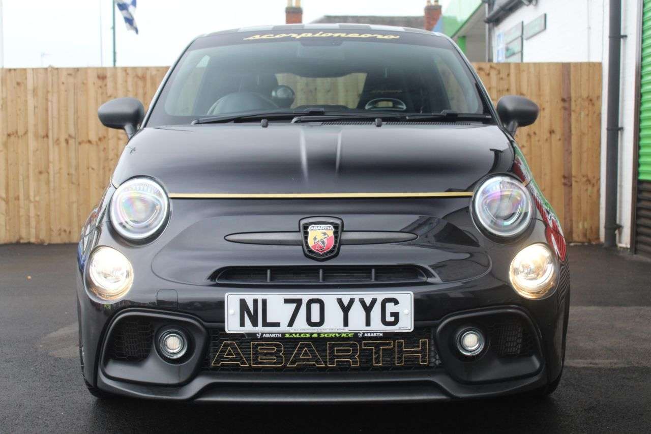 2020 ABARTH 595 2020 ABARTH 595
