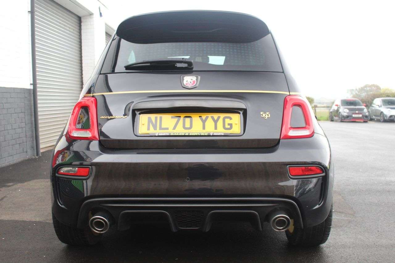 2020 ABARTH 595 2020 ABARTH 595