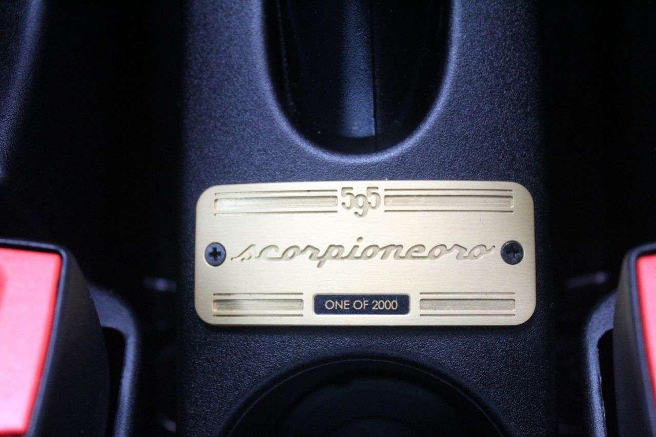 2020 ABARTH 595 2020 ABARTH 595