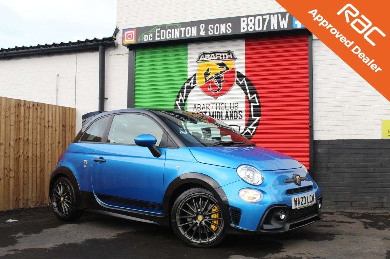 2023 ABARTH 695 2023 ABARTH 695