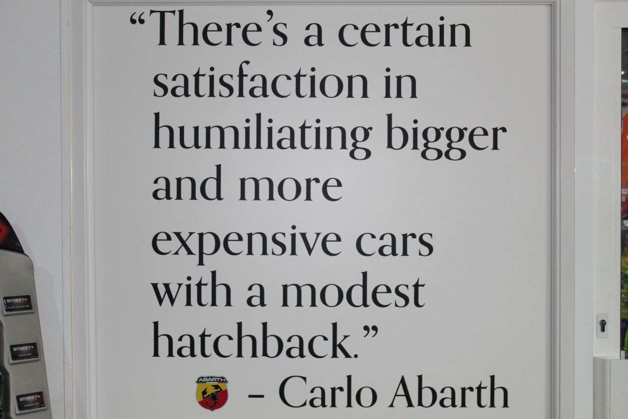 2017 ABARTH 595 2017 ABARTH 595