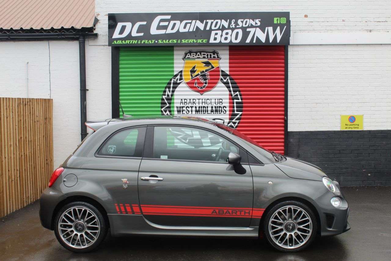 2017 ABARTH 595 2017 ABARTH 595