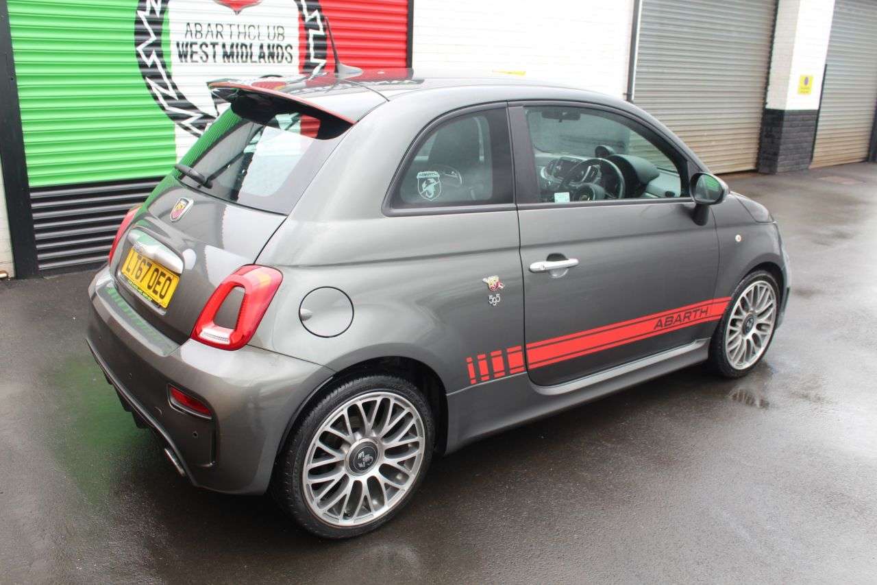 2017 ABARTH 595 2017 ABARTH 595
