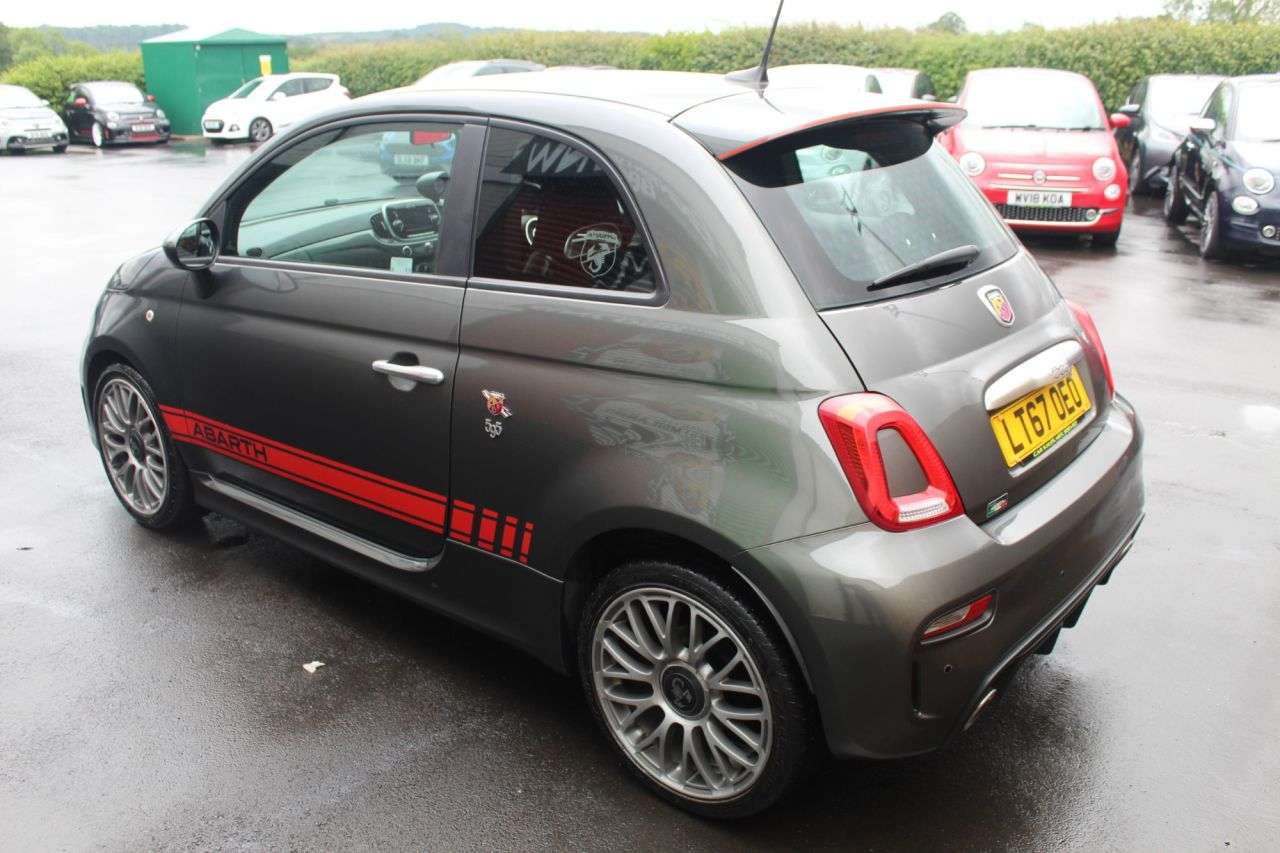 2017 ABARTH 595 2017 ABARTH 595