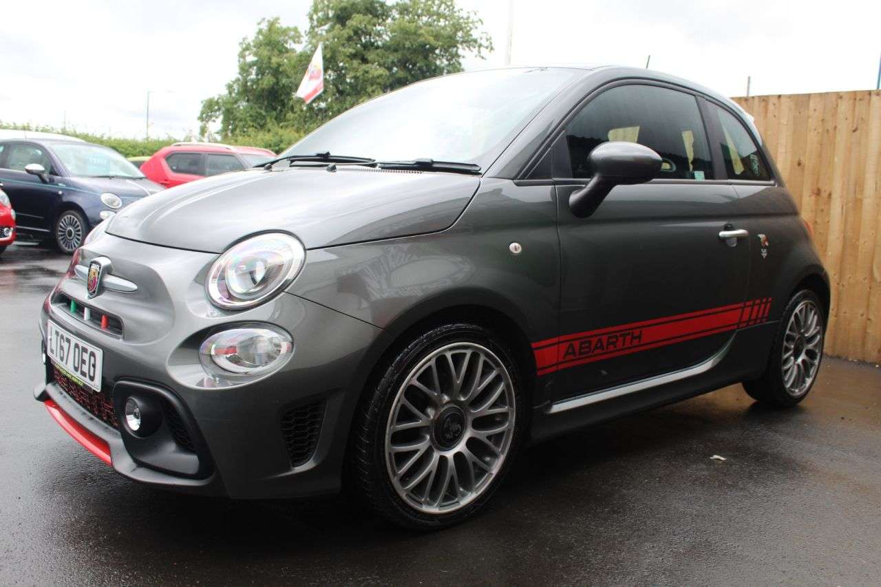 2017 ABARTH 595 2017 ABARTH 595