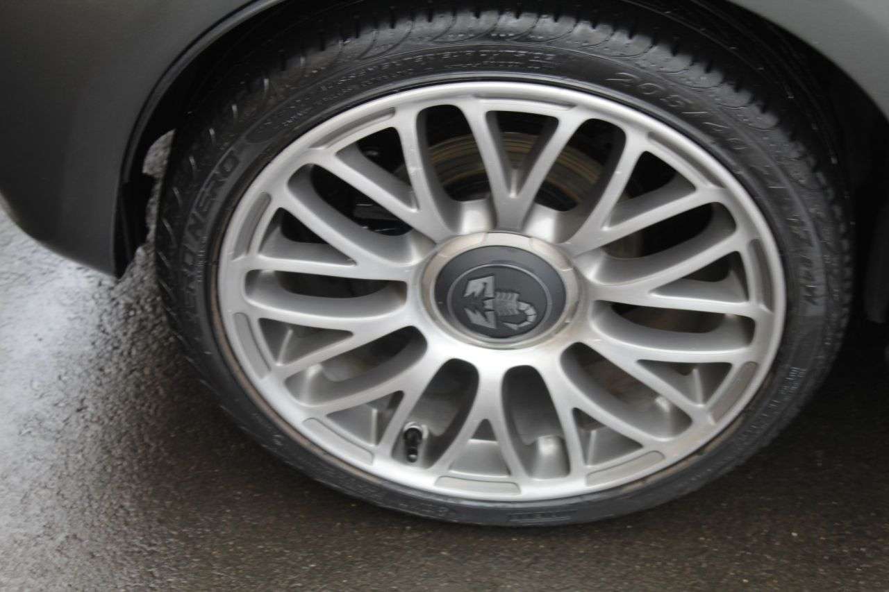 2017 ABARTH 595 2017 ABARTH 595