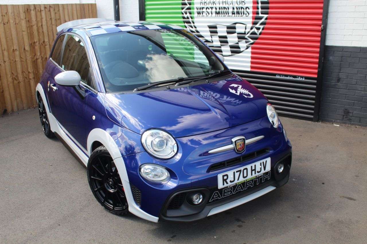 2020 ABARTH 695 2020 ABARTH 695