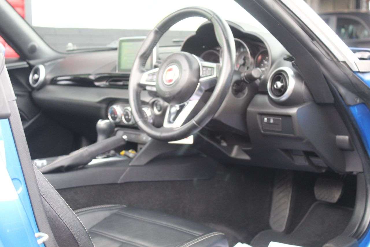 2017 FIAT 124 SPIDER 2017 FIAT 124 SPIDER