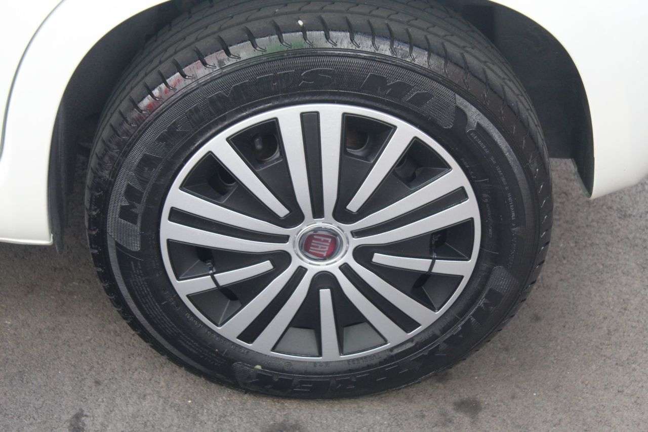 2016 FIAT PANDA 2016 FIAT PANDA