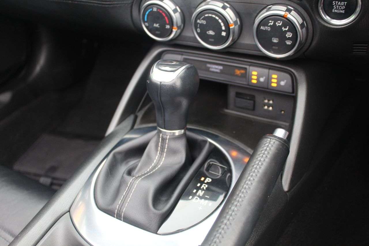 2017 FIAT 124 SPIDER 2017 FIAT 124 SPIDER