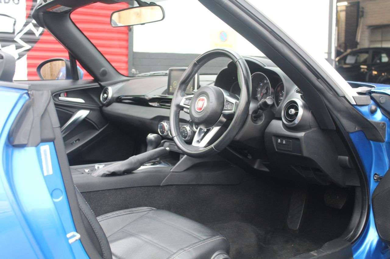 2017 FIAT 124 SPIDER 2017 FIAT 124 SPIDER