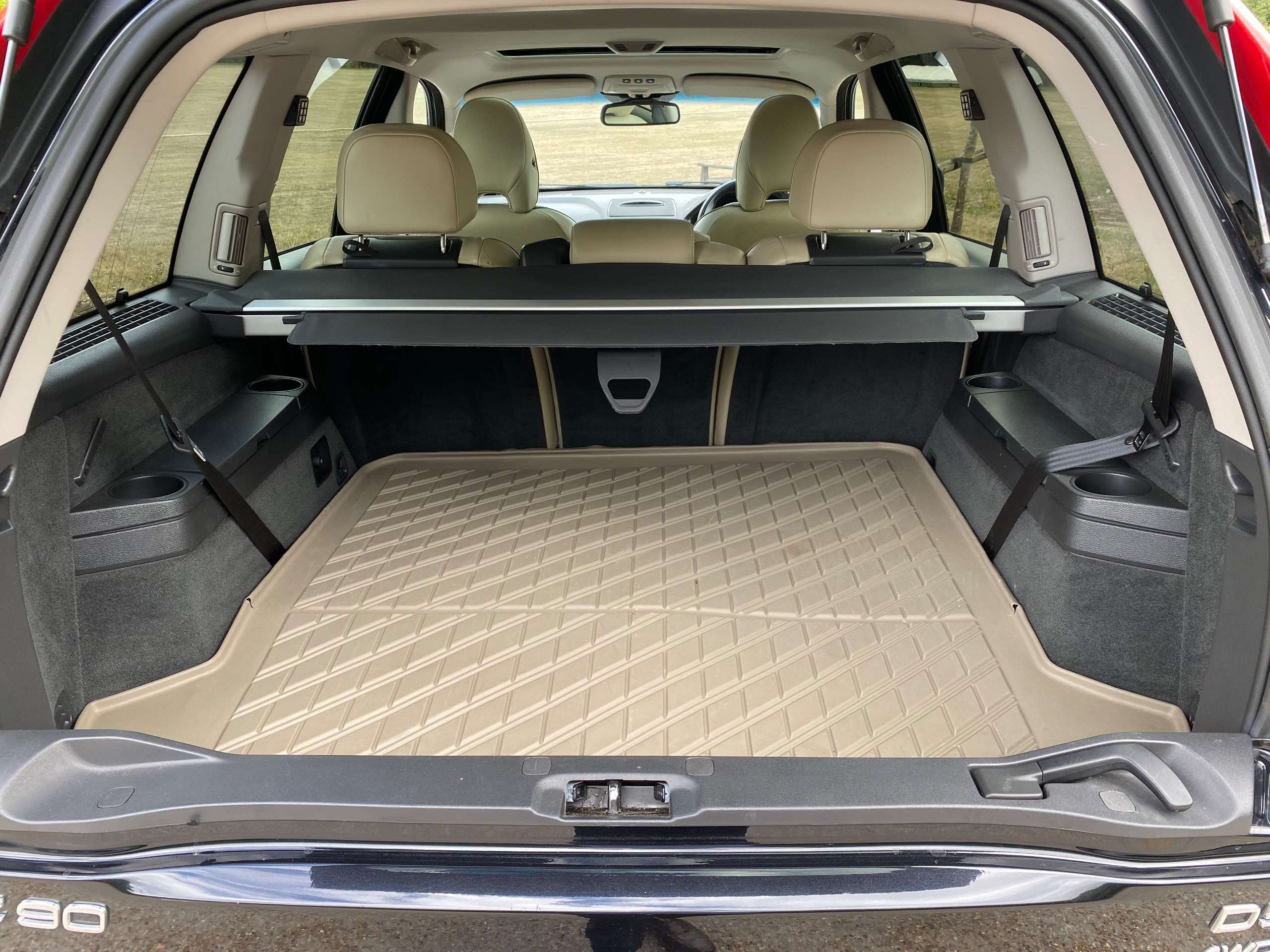 2012 VOLVO XC90 2012 VOLVO XC90