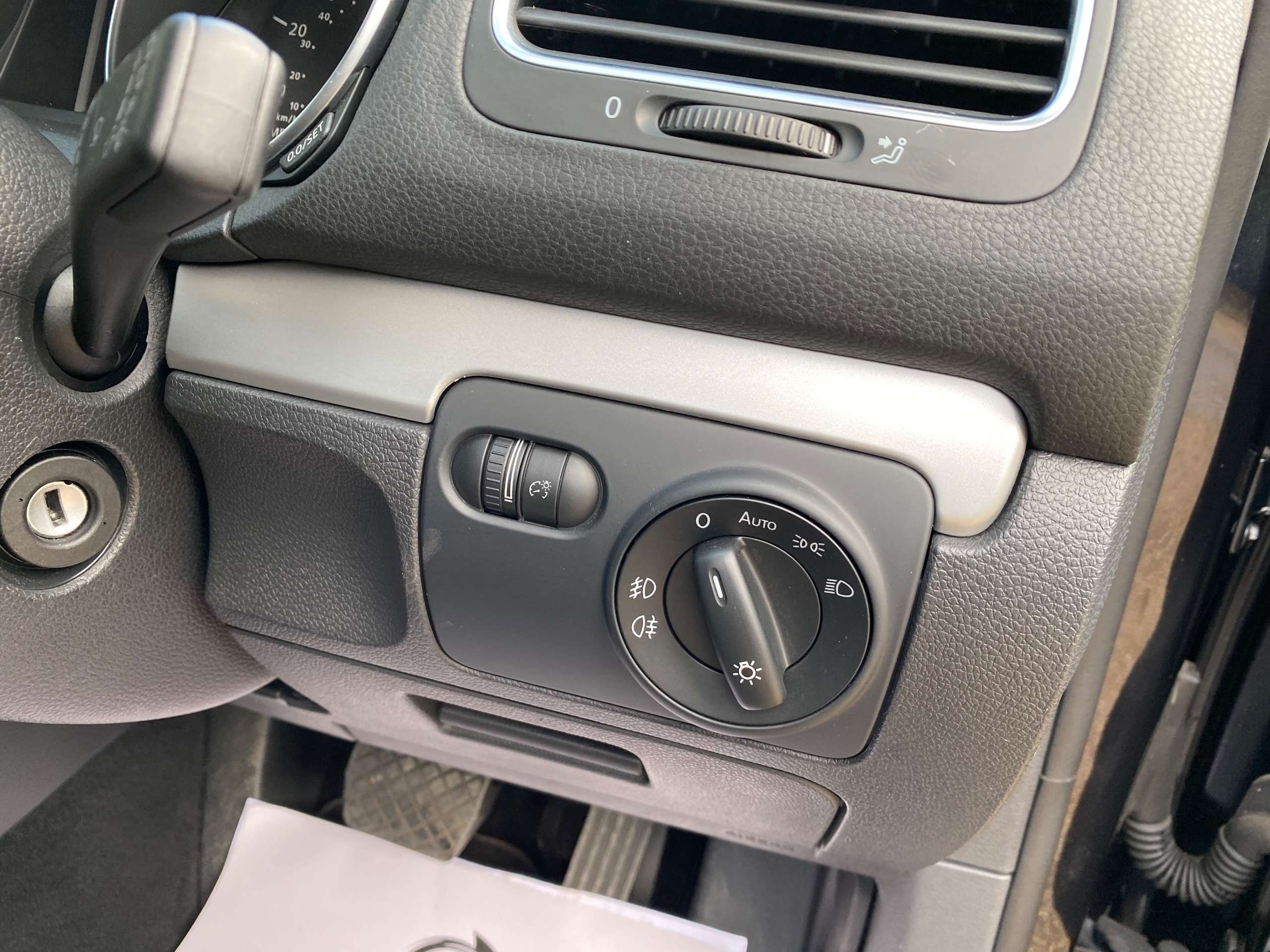 2011 VOLKSWAGEN GOLF 2011 VOLKSWAGEN GOLF