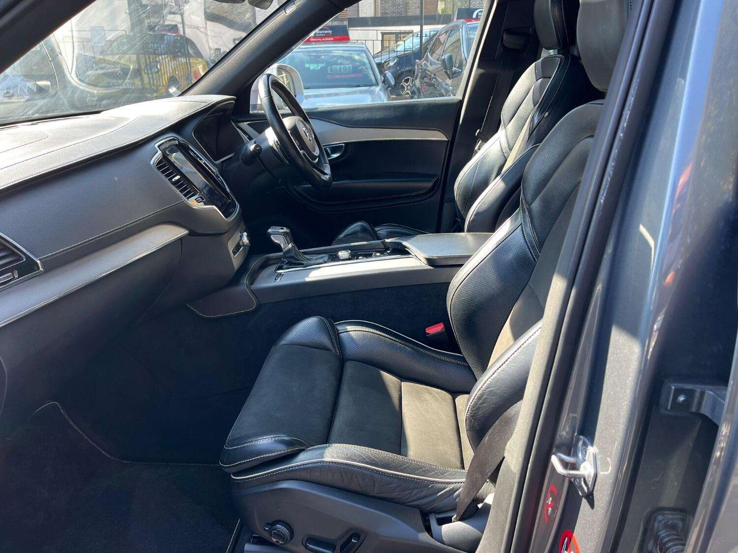 2018 VOLVO XC90 2018 VOLVO XC90