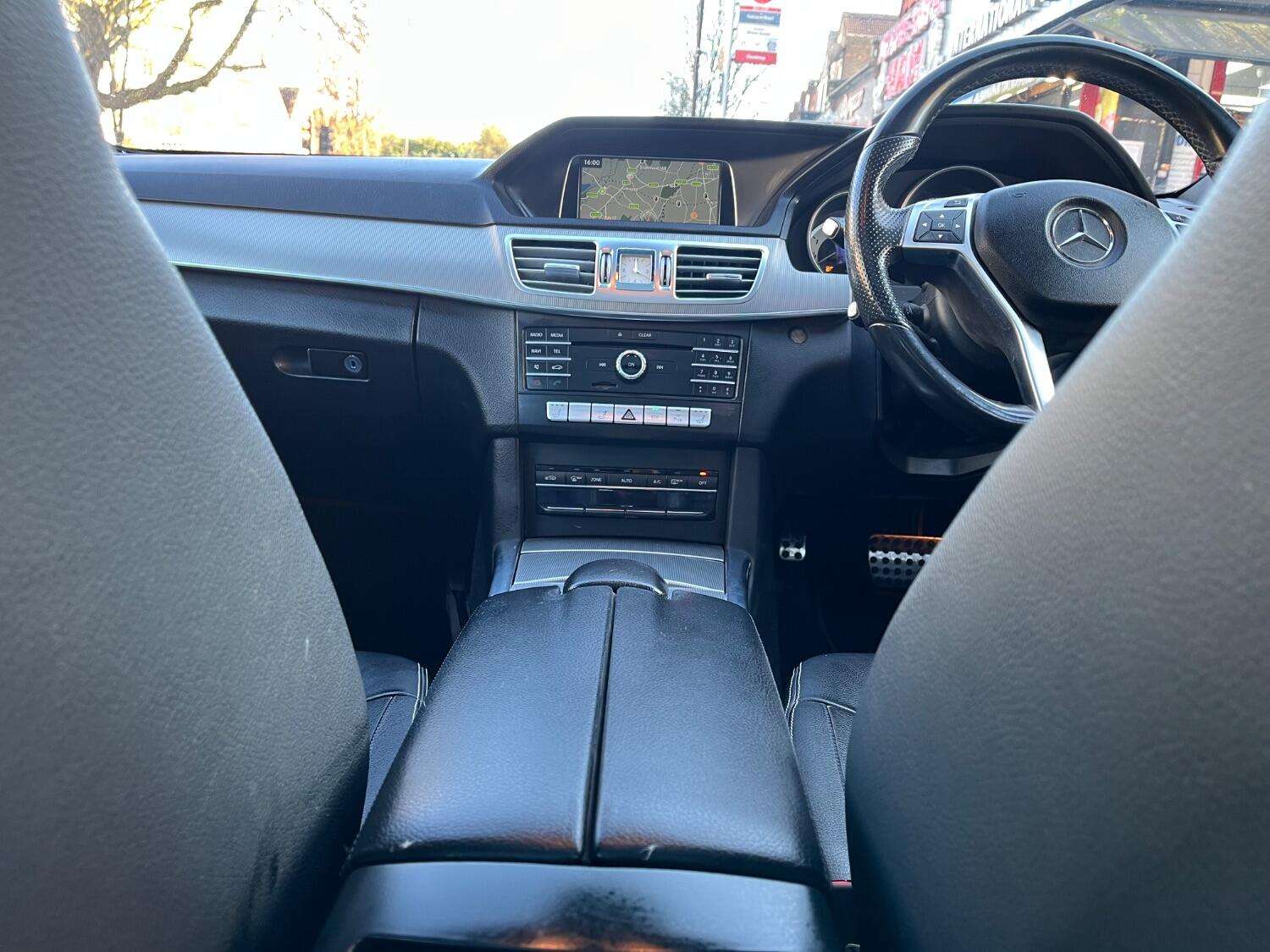 2016 MERCEDES-BENZ E CLASS 2016 MERCEDES-BENZ E CLASS