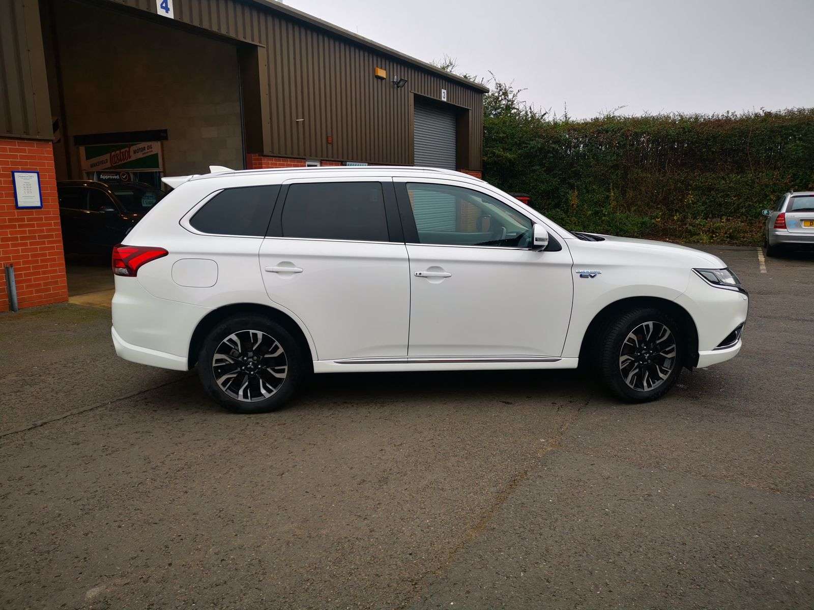 2016 MITSUBISHI OUTLANDER 2016 MITSUBISHI OUTLANDER