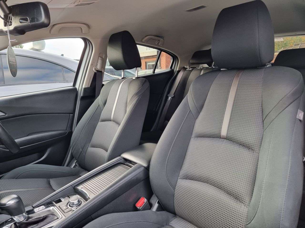 2018 MAZDA MAZDA3 2018 MAZDA MAZDA3